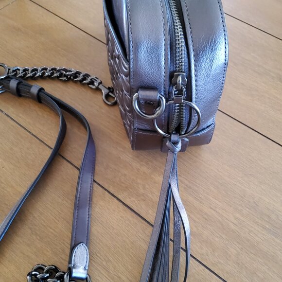 Coach Metallic Silver Camera Crossbody Handbag 38627 Embossed Signature Leather - Picture 5 of 10